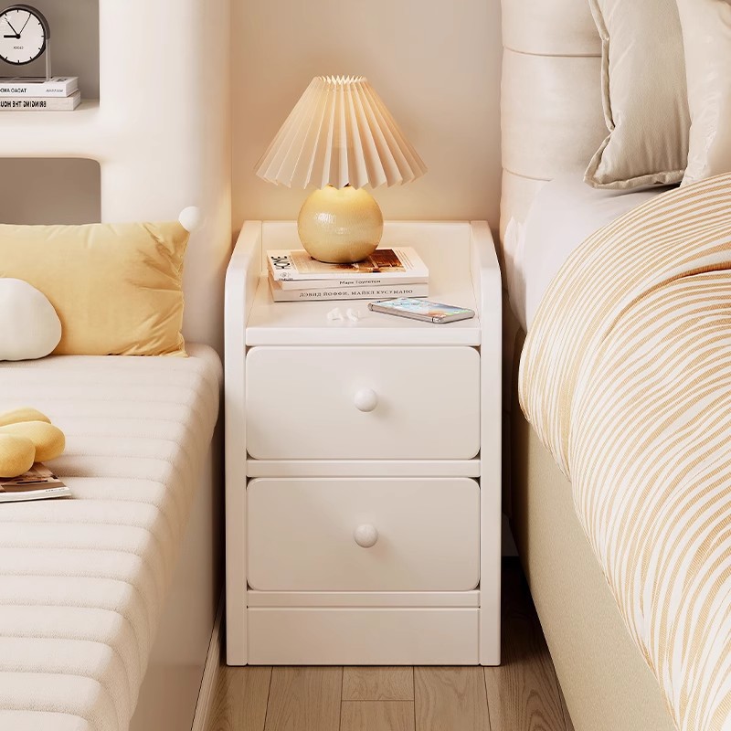 Small and simple bedside table for bedroom 35 01